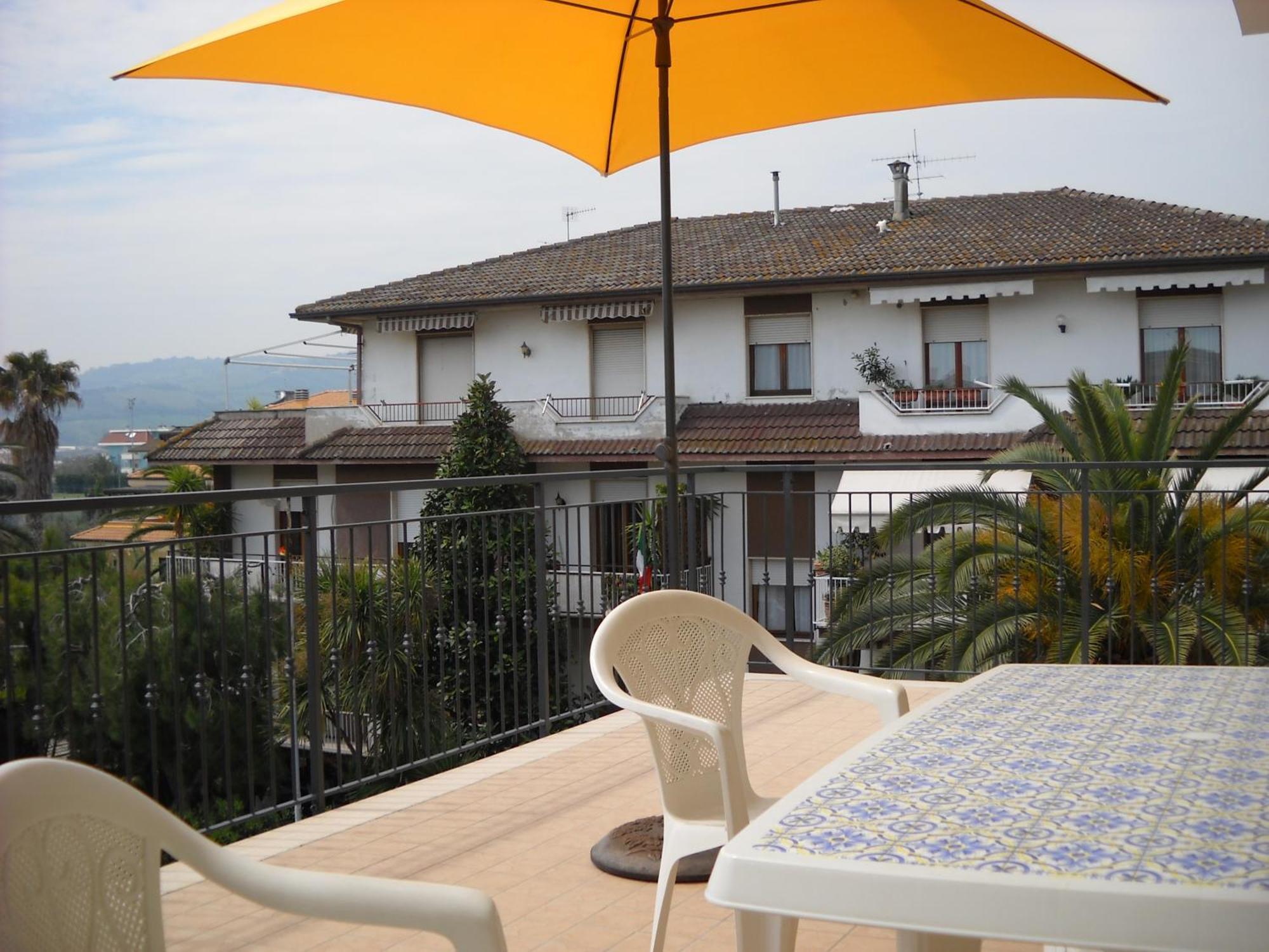 La Playa Hotel