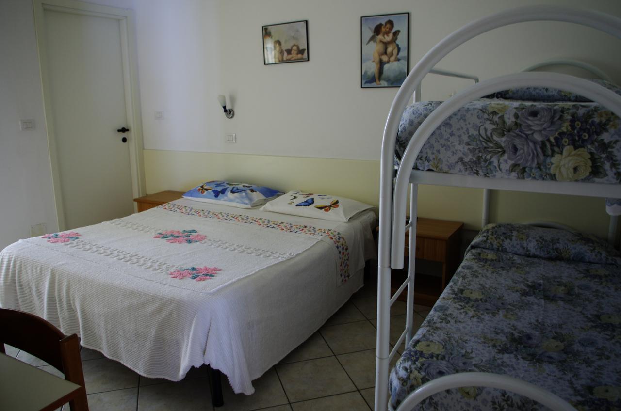 La Playa Hotel